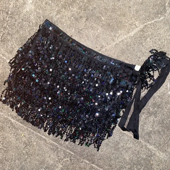 Black sequin rave skirt - Picture 4 of 4